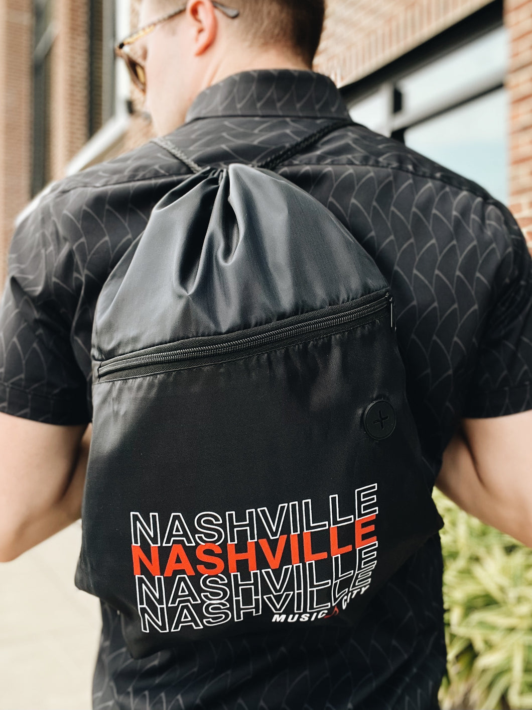 Black Nashville Cinch Bag